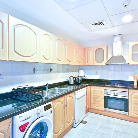Bnbmehomes - Sit Back & Enjoy Seeing The Luxury Yachts Drive By - B67 Dubai Buitenkant foto