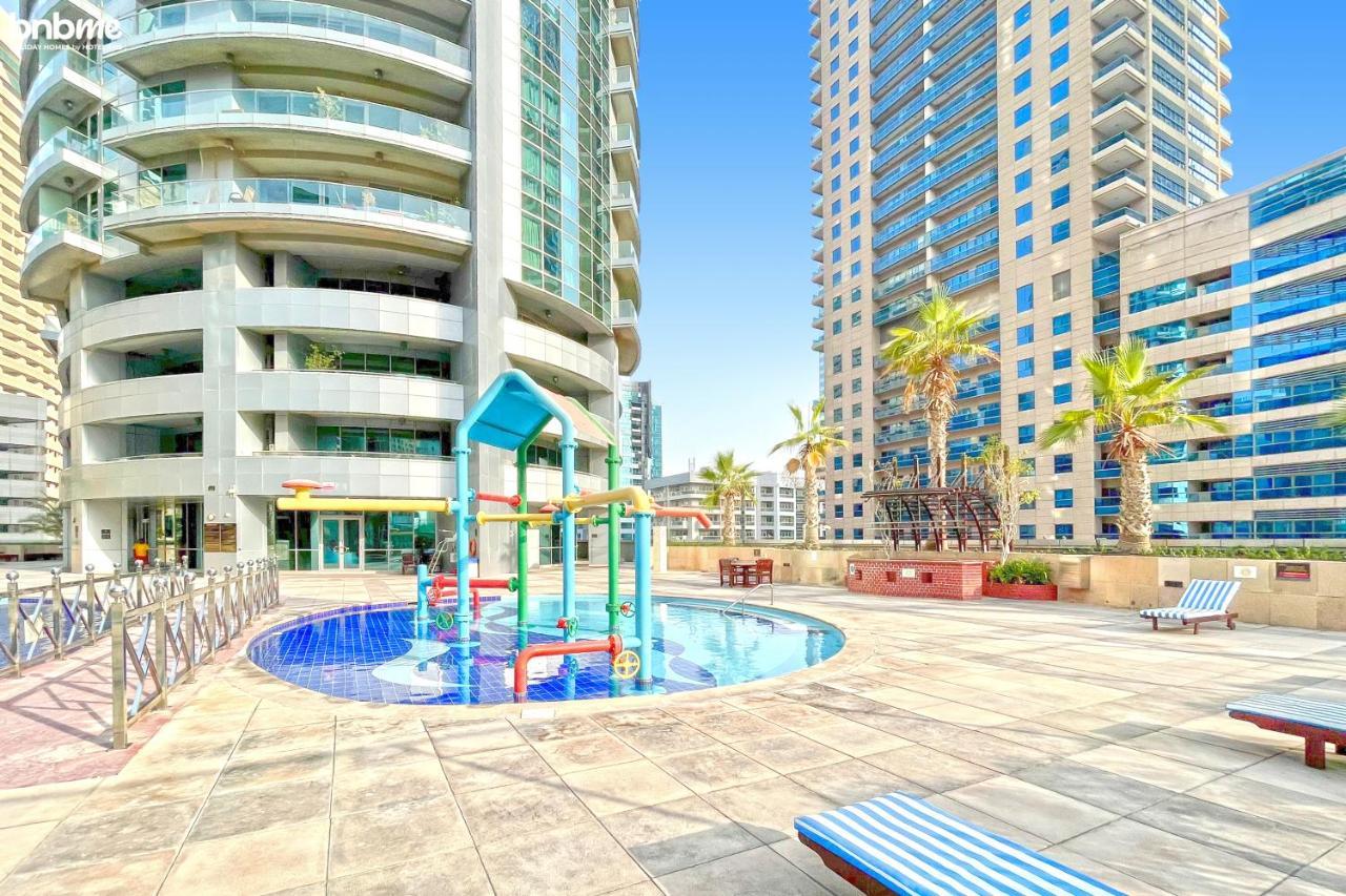 Bnbmehomes - Sit Back & Enjoy Seeing The Luxury Yachts Drive By - B67 Dubai Buitenkant foto
