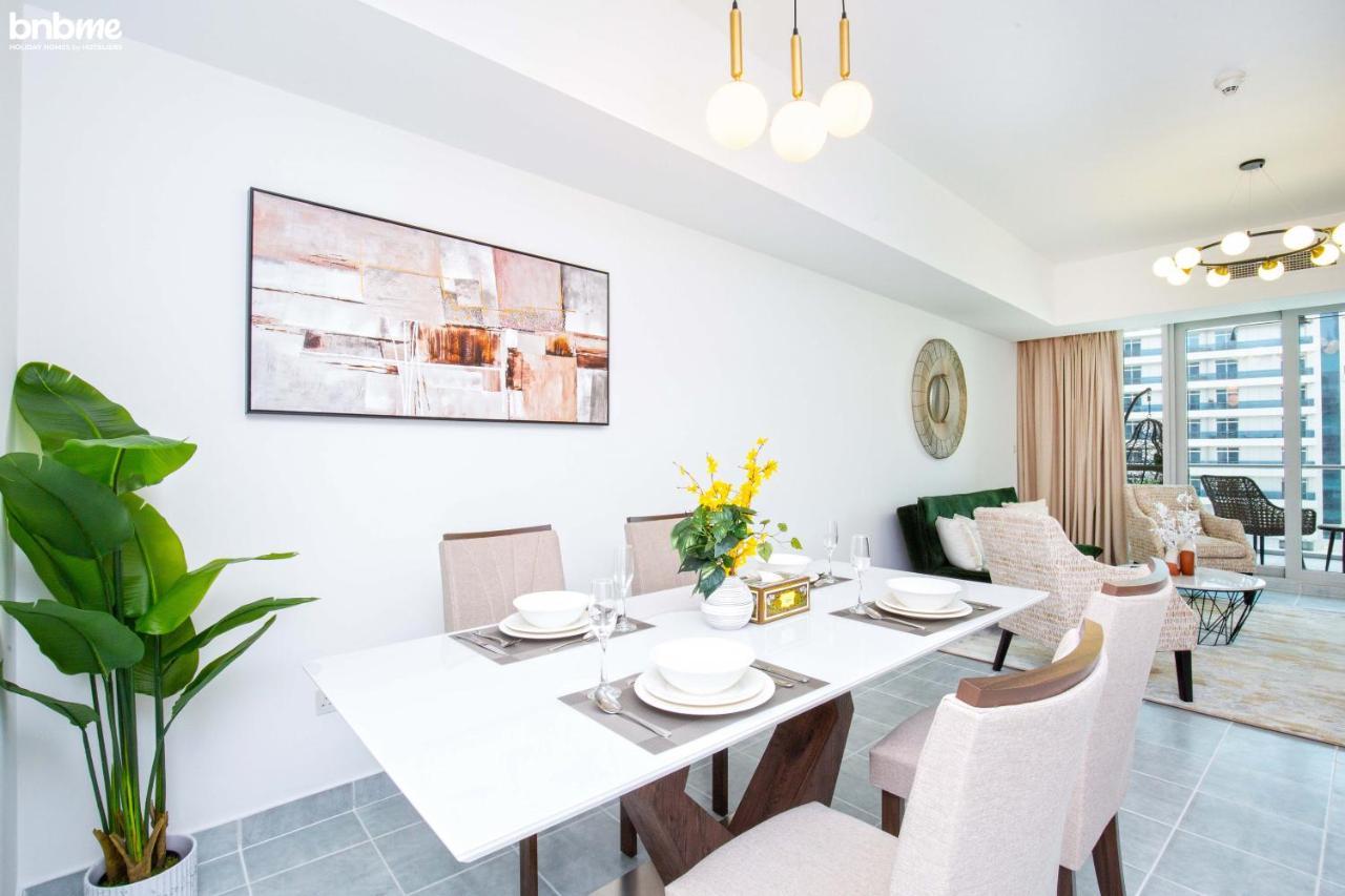 Bnbmehomes - Sit Back & Enjoy Seeing The Luxury Yachts Drive By - B67 Dubai Buitenkant foto